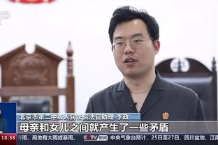 ?合力逆转！终场哨响后加纳乔与霍伊伦拥抱